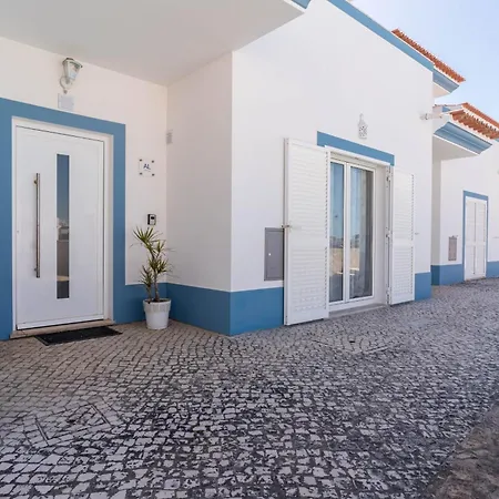 Vivenda Duneta - In Walking Distance To The By Lisbeyond * Aljezur