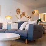Vivenda Duneta - In Walking Distance To The By Lisbeyond Ferienhaus