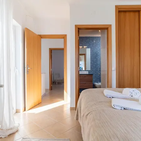 Vivenda Duneta - In Walking Distance To The By Lisbeyond * Aljezur