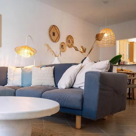 Vivenda Duneta - In Walking Distance To The By Lisbeyond Tatil Evi